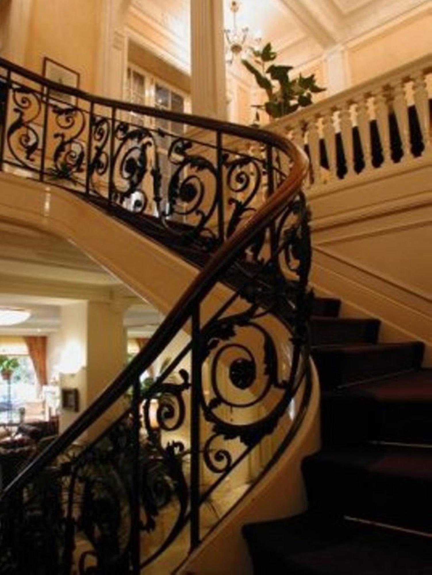 Best Western Plus Park Hotel Brussels Etterbeek Экстерьер фото